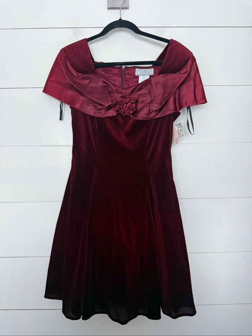 Vintage DBY Women’s 11-12 Maroon Velvet Mini Dress Y2K 2000s New